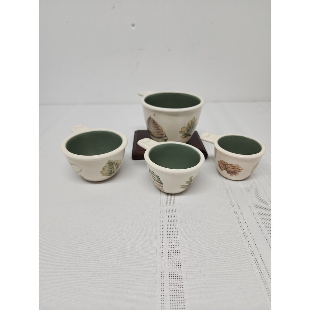 Pfaltzgraff Naturewood~Measuring Cups Whimsical Cottagecore Beehive Retired EUC
